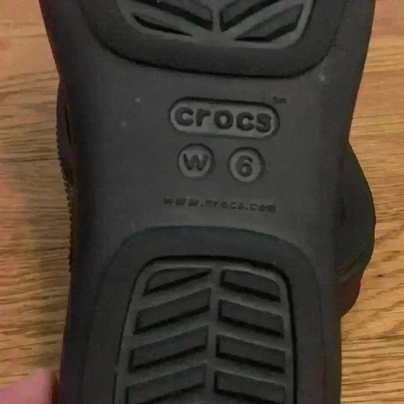 Crocs Monterey Bead Stripe Wedge Sandal, Black Grey Silver Womens Size 6 - Picture 6 of 6